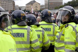 edl protest bradford august 28 2010 image 15 sm.jpg